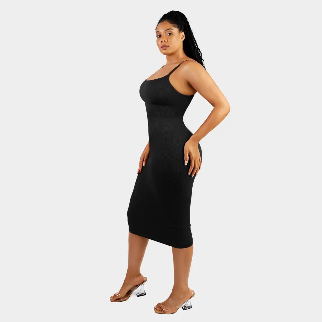 Robe Modelante Midi à Bretelles Spaghetti